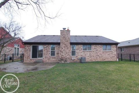 45850 Berthoud Dr, Macomb, MI 48044 photo 38