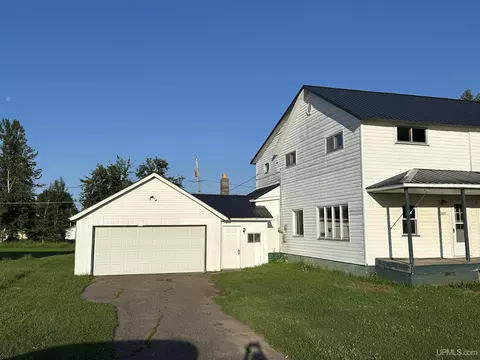1005 Patriot, Ishpeming, MI 49849