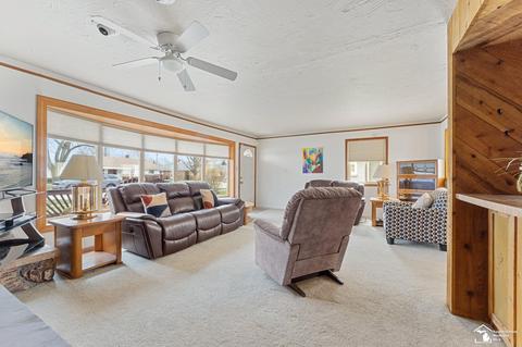18052 Hinton, Riverview, MI 48193 photo 5