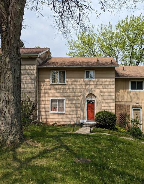 1069 River Frst, Flint, MI 48532 photo 1