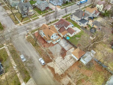 904 E Maumee St, Adrian, MI 49221 photo 35