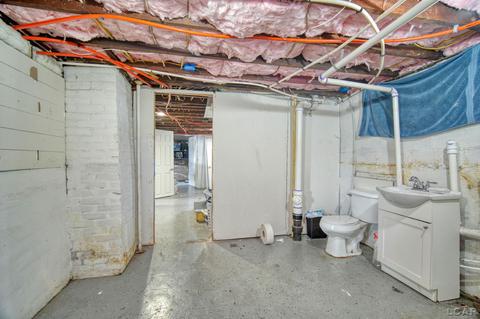 904 E Maumee St, Adrian, MI 49221 photo 25