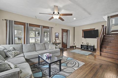 904 E Maumee St, Adrian, MI 49221 photo 7