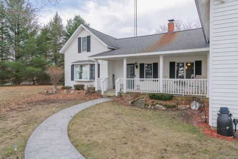 4223 Gardner Line, Croswell, MI 48422