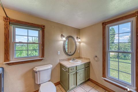 9269 Dixon Rd, Monroe, MI 48161 photo 13