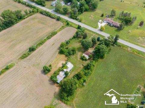 13241 Carleton W, Carleton, MI 48117 photo 43