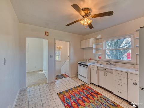 13241 Carleton W, Carleton, MI 48117 photo 3