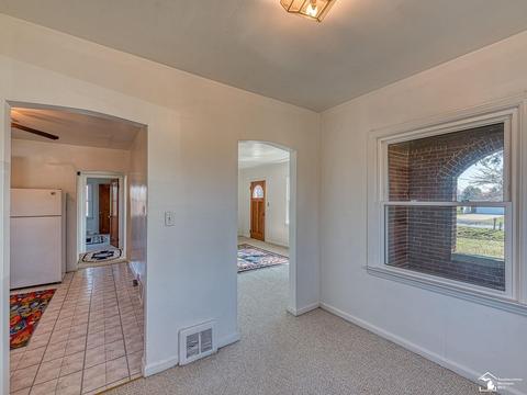 13241 Carleton W, Carleton, MI 48117 photo 10