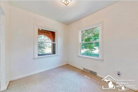 13241 Carleton W, Carleton, MI 48117 photo 7