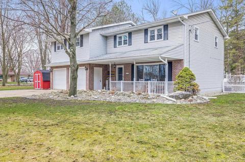 12976 Basell Dr, Hemlock, MI 48626 photo 1