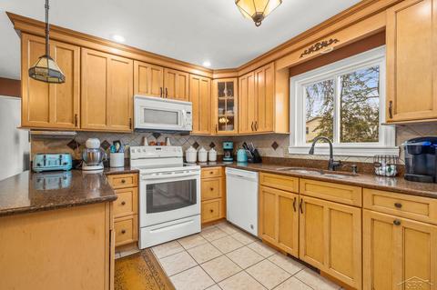 12976 Basell Dr, Hemlock, MI 48626 photo 9