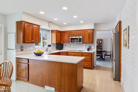 660 Pemberton Rd, Grosse Pointe Park, MI 48230 photo 12