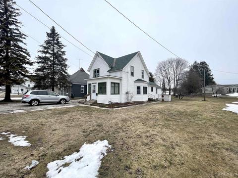 176 N Cedar, Manistique, MI 49854
