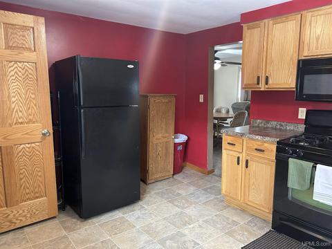 321 E Onota, Munising, MI 49862 photo 10