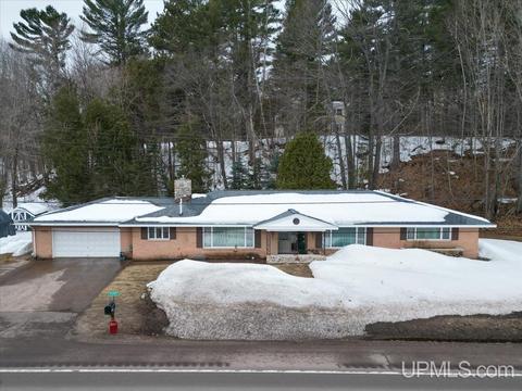 46581 Us41, Houghton, MI 49931