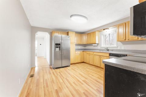 391 Ford, Carleton, MI 48117 photo 7