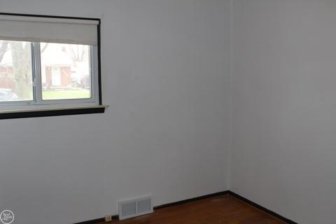 4445 Reader, Warren, MI 48092 photo 10