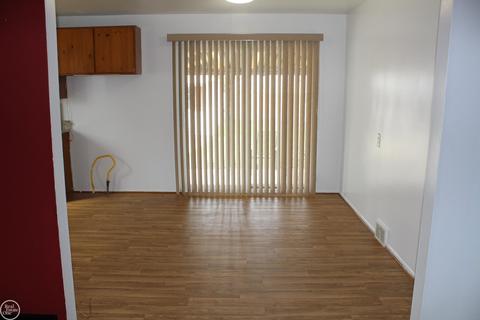 4445 Reader, Warren, MI 48092 photo 4