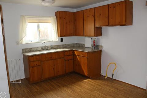 4445 Reader, Warren, MI 48092 photo 2