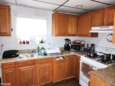 1602 Lyons Ave, Lansing, MI 48910 photo 5