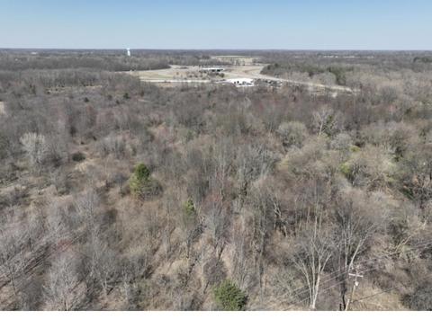 W Coldwater, Mount Morris, MI 48458