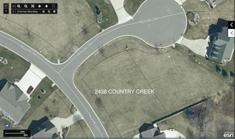 2438 Country Crk, Bay City, MI 48706