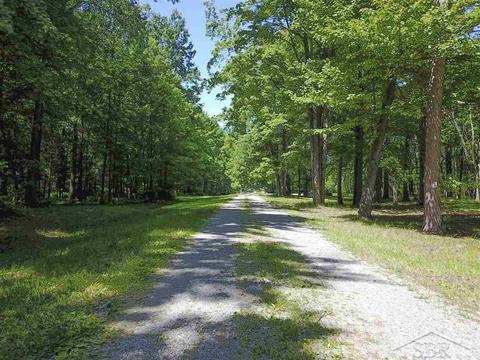 1197 N Seven Mile, Sanford, MI 48657