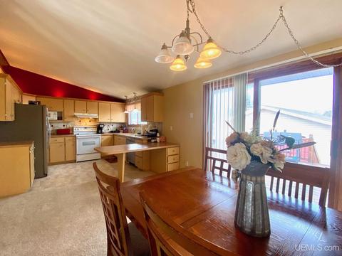 1650 Glenwood Ln, Ishpeming, MI 49849 photo 17