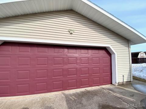 1650 Glenwood Ln, Ishpeming, MI 49849 photo 5