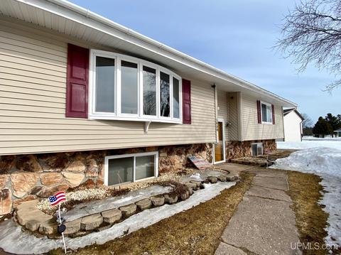 1650 Glenwood Ln, Ishpeming, MI 49849 photo 6