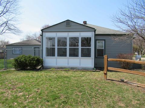846 Coutant St, Flushing, MI 48433 photo 4