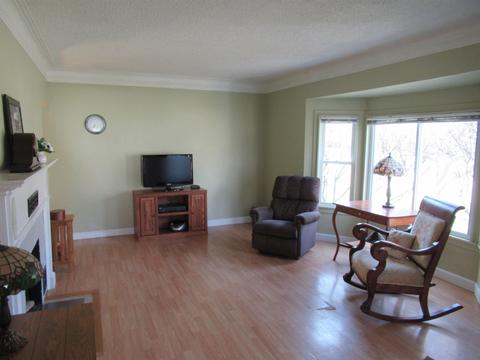 846 Coutant St, Flushing, MI 48433 photo 11