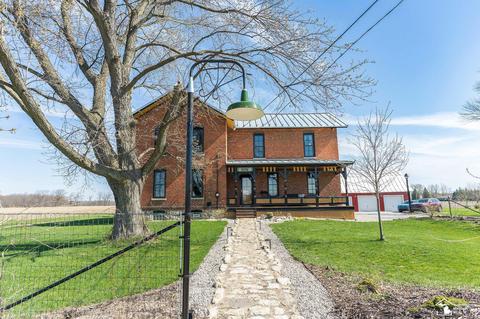 6154 Bluebush, Monroe, MI 48162 photo 2