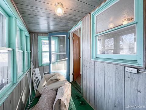 809 E B, Iron Mountain, MI 49801 photo 21