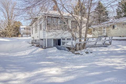 809 E B, Iron Mountain, MI 49801 photo 33