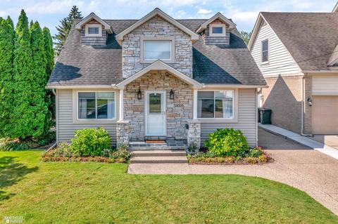 22500 Maple, Saint Clair Shores, MI 48081