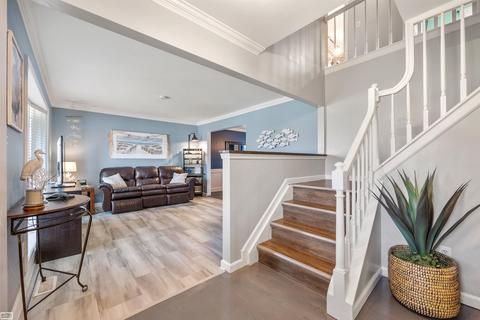 47111 Savannah Dr, Macomb, MI 48044 photo 5
