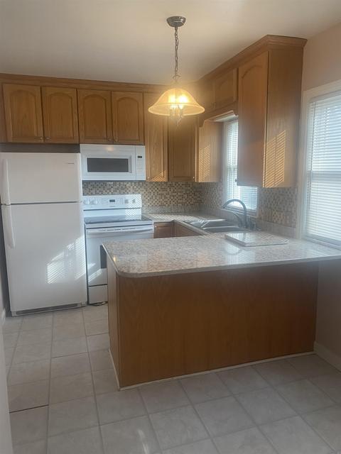 206 Commonwealth Ave, Flint, MI 48503 photo 8