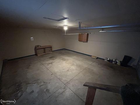 2306 Blades Ave, Flint, MI 48503 photo 14