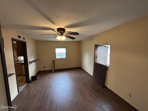 2306 Blades Ave, Flint, MI 48503 photo 12