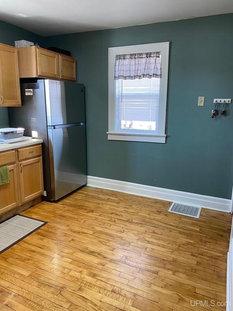 300 Gold, Ishpeming, MI 49849 photo 11