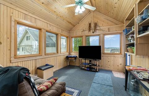 37 E Lakeshore Dr, Hope, MI 48628 photo 16