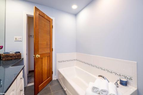 39461 N Blom, Harrison Township, MI 48045 photo 27