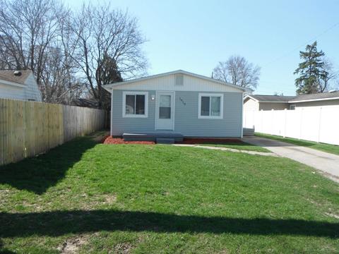 1919 Burrows, Saginaw, MI 48602