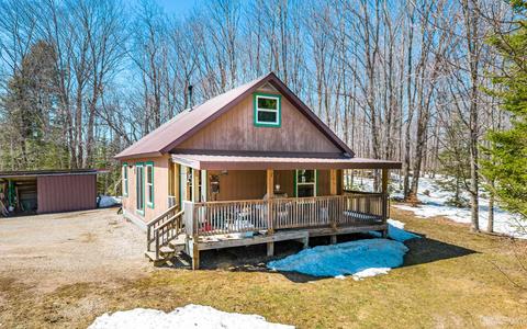 20565 Summit Rd, L'anse, MI 49946 photo 2