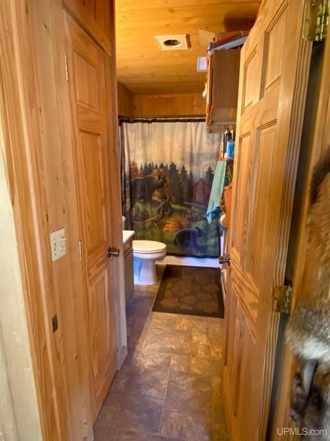 20565 Summit Rd, L'anse, MI 49946 photo 6