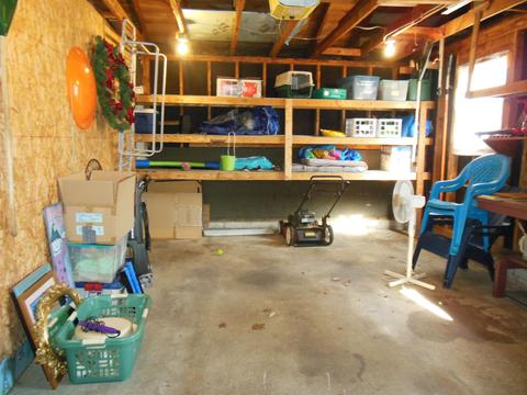 711 N Grant Ave, Harrison, MI 48625 photo 22