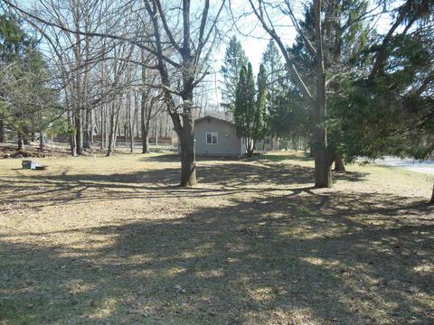 711 N Grant Ave, Harrison, MI 48625 photo 6