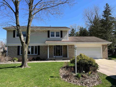 17 Lakeridge, Adrian, MI 49221 photo 2
