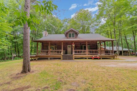 3757 Pratt Lk, Gladwin, MI 48624
